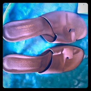 Italian made Napa leather single toe sandals